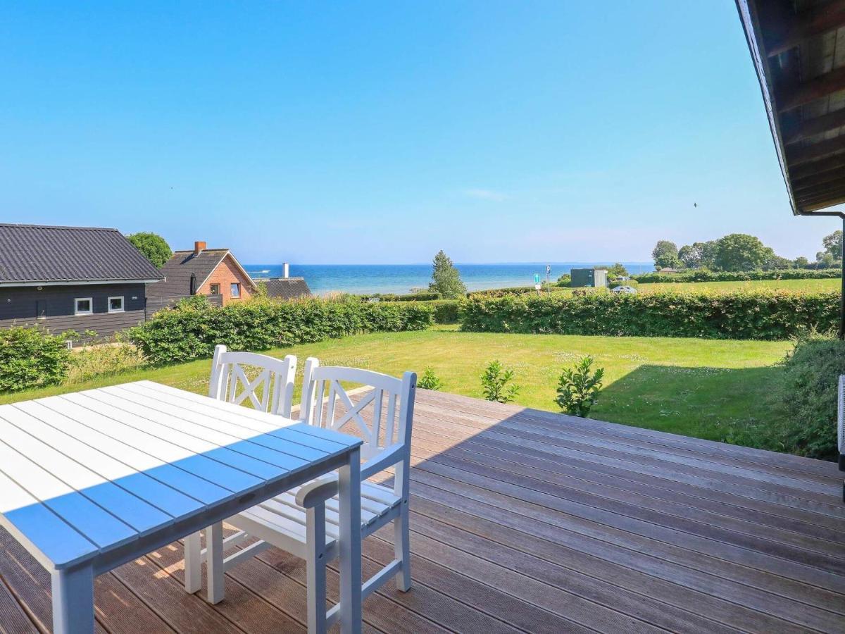 6 Person Holiday Home In Hesselager Exterior photo